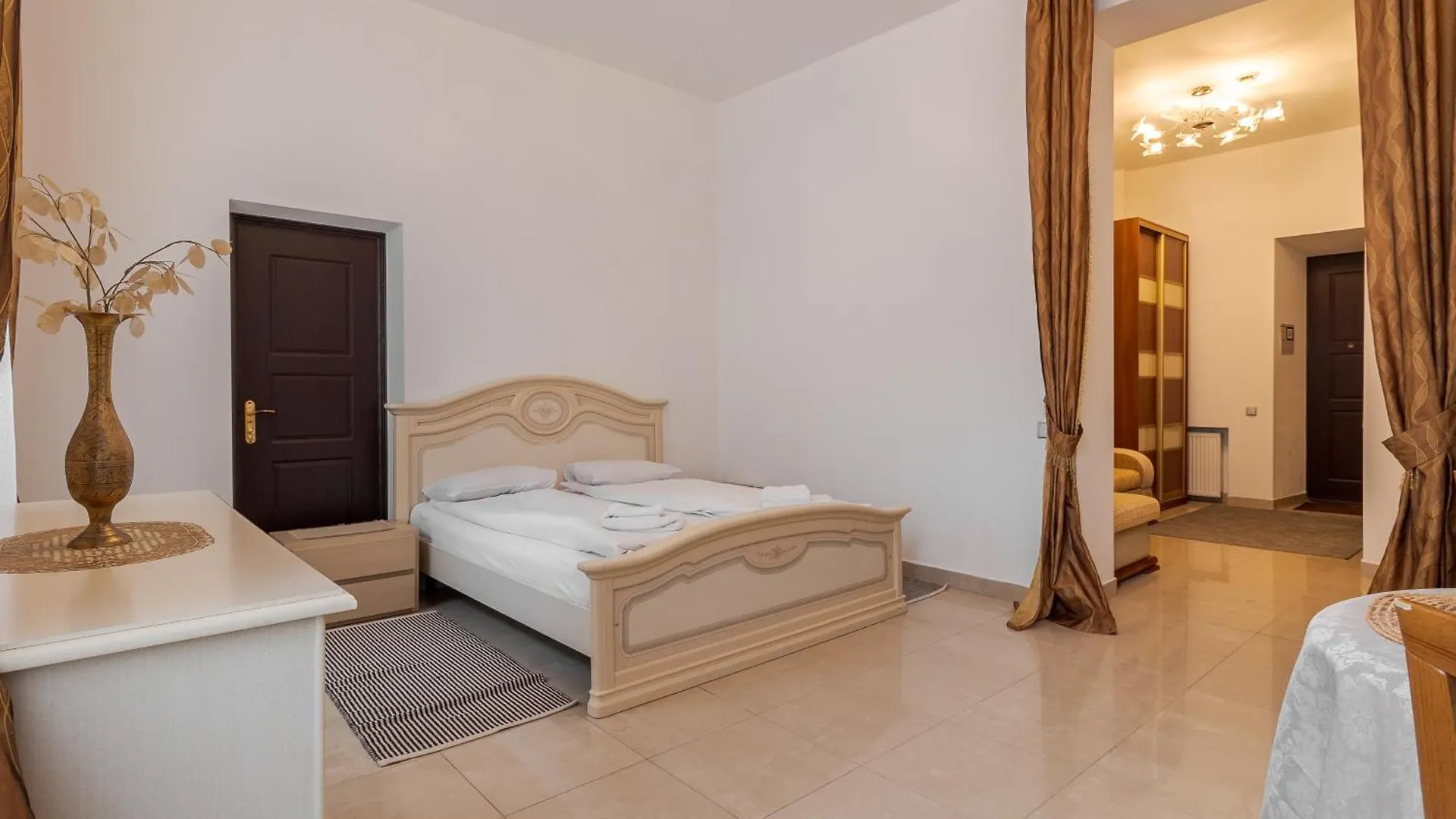 Апартаменти На Площі Ринок, 20 Lviv Apartamento
